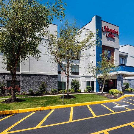 Hampton Inn Принстон Экстерьер фото